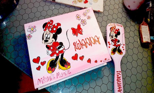 set-kouti-vourtsa-minnie