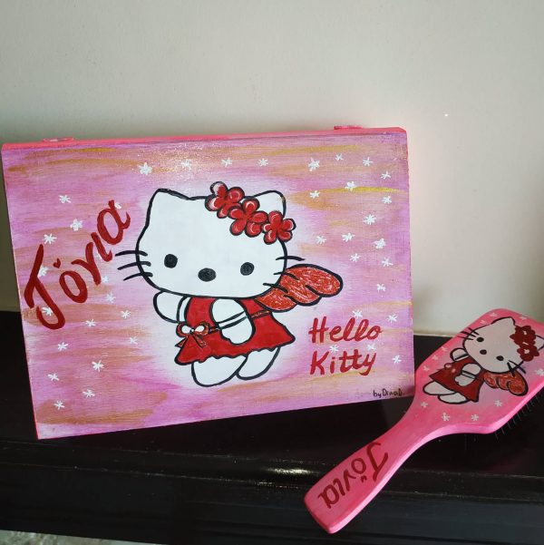 xylino koyti apothikeysis bizoutiera voyrts hello kitty